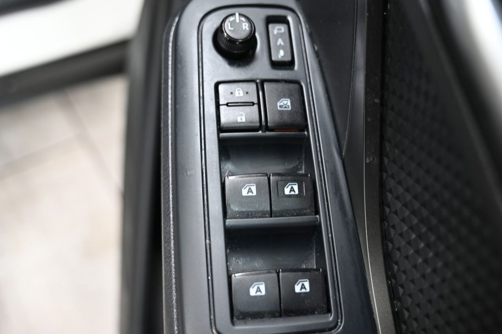 Used Toyota C-HR 2019 for sale - 77188454: Photo 32