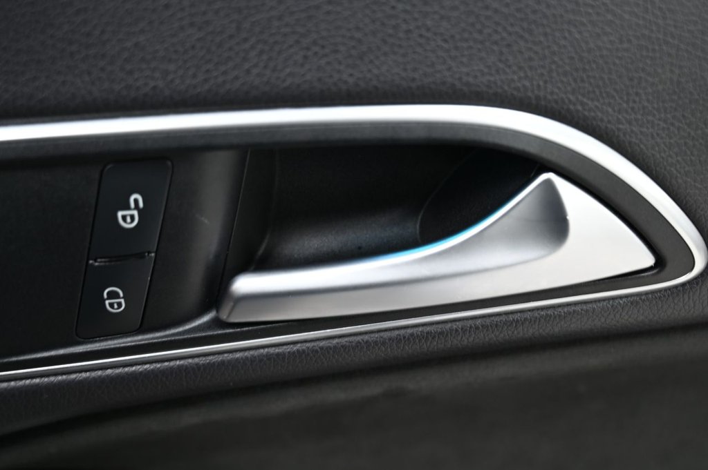 Used Mercedes-Benz CLA 2016 for sale - 76883255: Photo 35