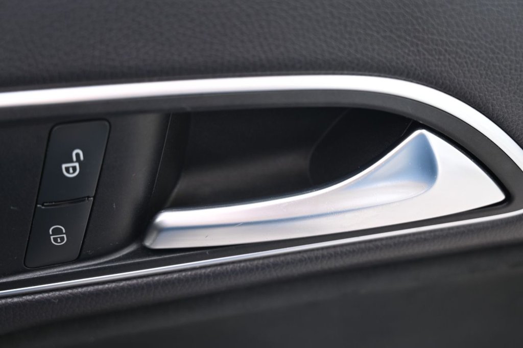 Used Mercedes-Benz CLA 2015 for sale - 77685491: Photo 28