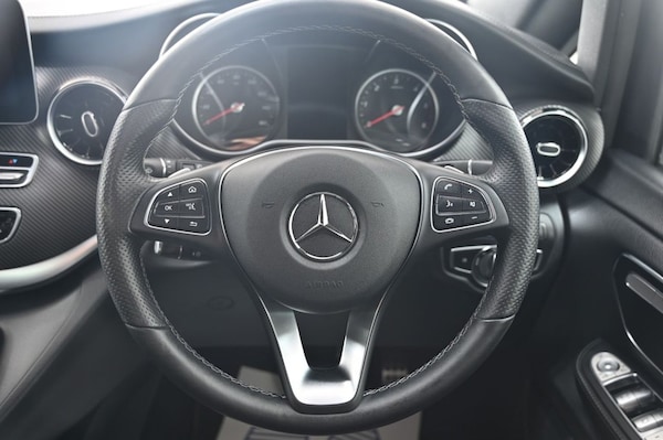 Used Mercedes-Benz V-Class 2022 for sale - 74845186: Photo 12