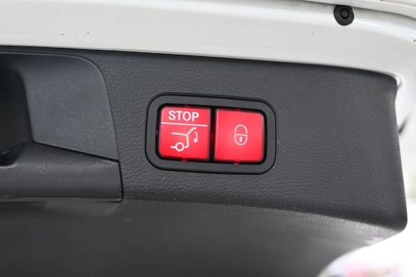 Used Mercedes-Benz C-Class 2015 for sale - 76235549: Photo 39