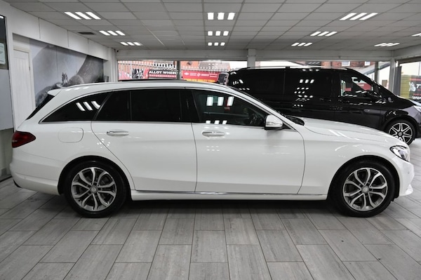 Used Mercedes-Benz C-Class 2015 for sale - 76235549: Photo 3