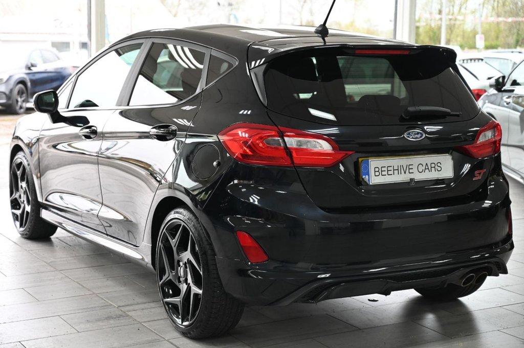 Used Ford Fiesta 2018 for sale - 78180835: Photo 11