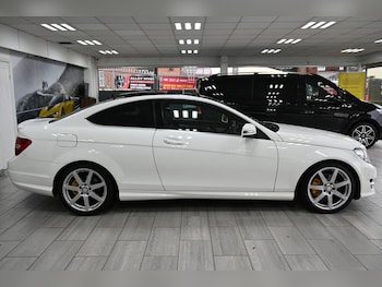 Used Mercedes-Benz C Class 2014 for sale - 76395794: Photo