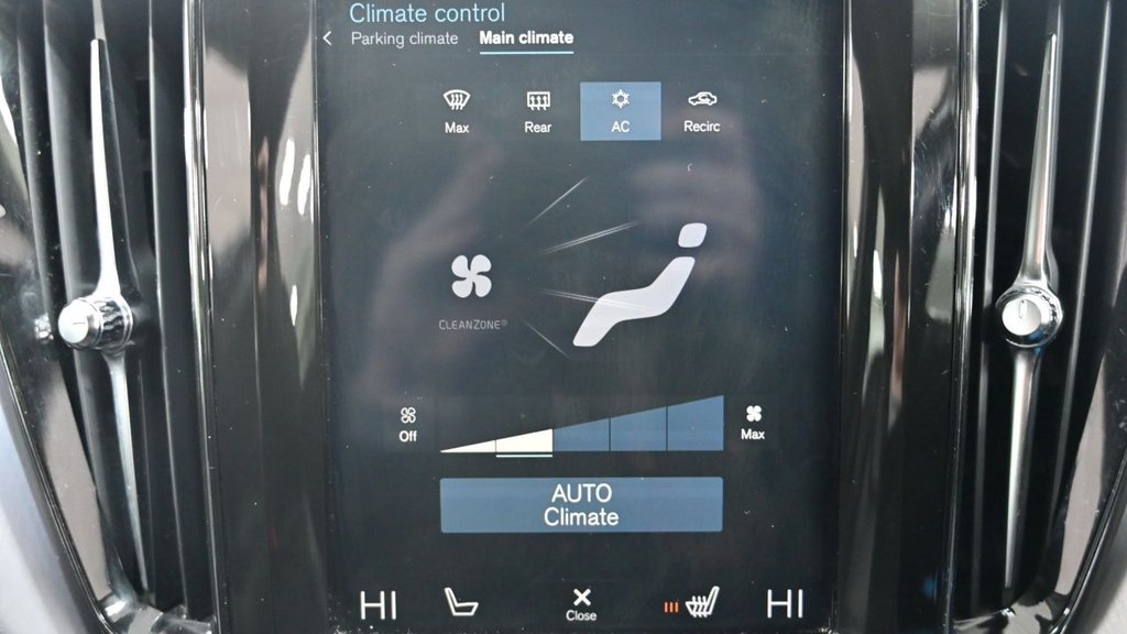 Used Volvo XC60 2018 for sale - 77383583: Photo 28