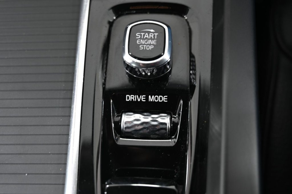 Used Volvo XC60 2018 for sale - 77383583: Photo 32