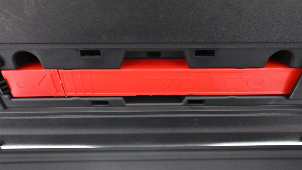 Used Volvo XC60 2018 for sale - 77383583: Photo 39