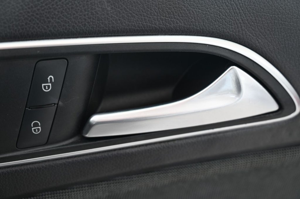 Used Mercedes-Benz A-Class 2014 for sale - 76367461: Photo 27