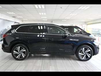 Used Volkswagen Touareg 2019 for sale - 74893772: Photo