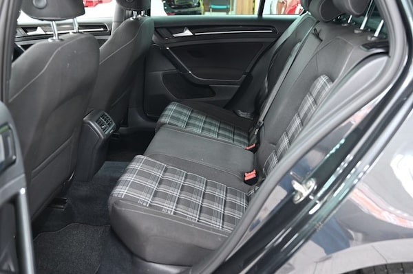 Used Volkswagen Golf 2016 for sale - 76236158: Photo 17
