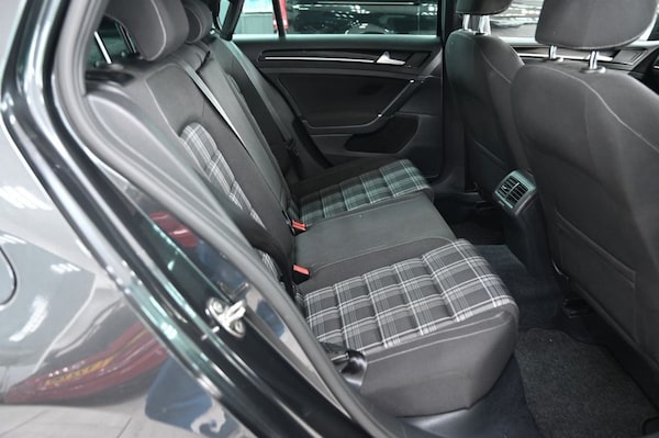 Used Volkswagen Golf 2016 for sale - 76236158: Photo 18