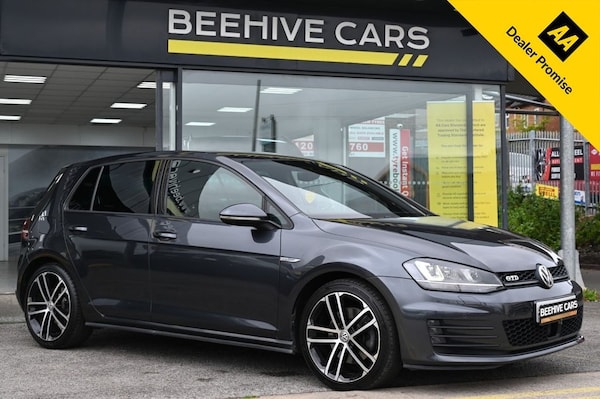 Used Volkswagen Golf 2016 for sale - 76236158: Photo 1