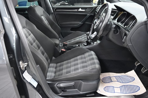 Used Volkswagen Golf 2016 for sale - 76236158: Photo 20