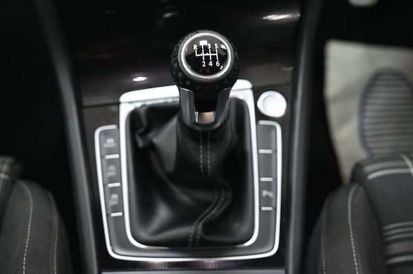 Used Volkswagen Golf 2016 for sale - 76236158: Photo 28