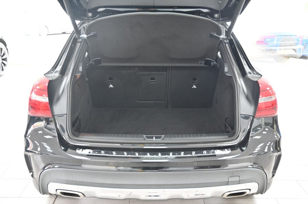 Used Mercedes-Benz GLA 2017 for sale - 76535628: Photo 11