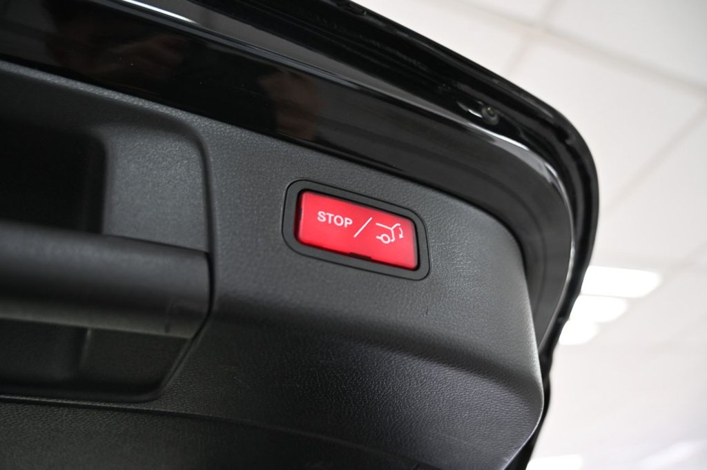 Used Mercedes-Benz GLA 2017 for sale - 76535628: Photo 32