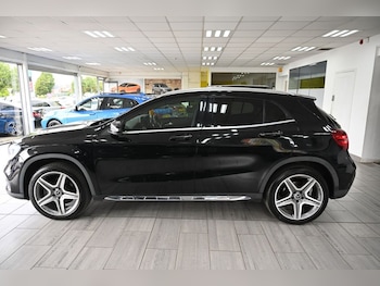 Used Mercedes-Benz GLA 2017 for sale - 76535628: Photo