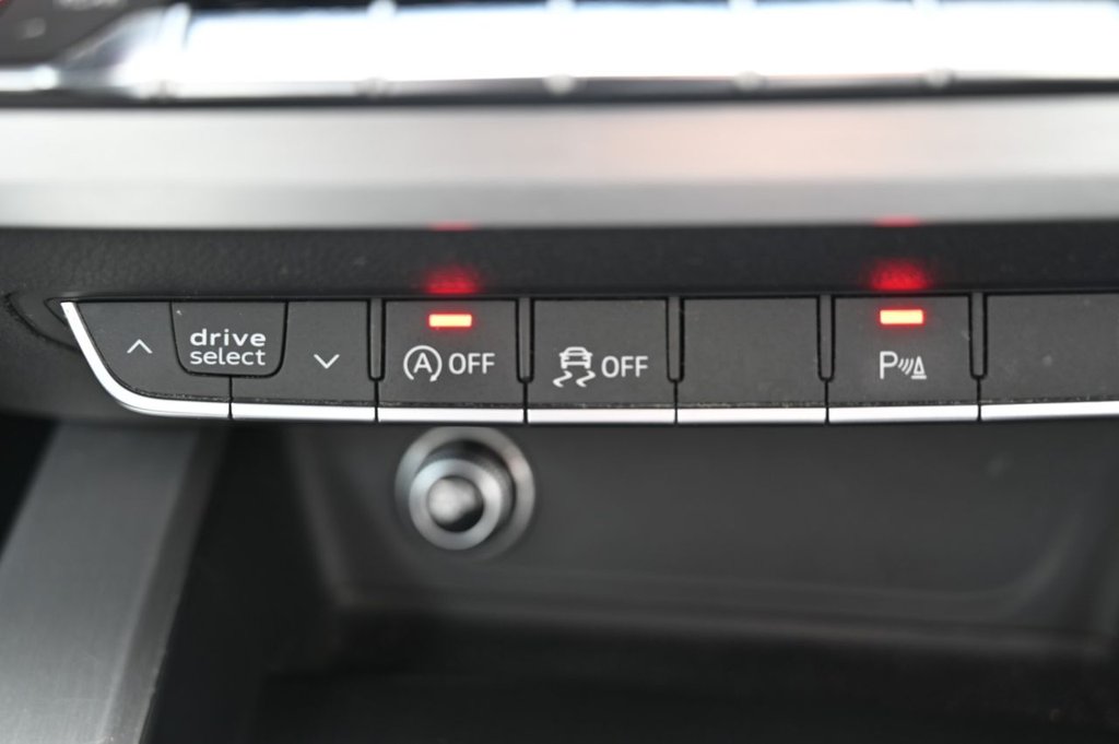 Used Audi A4 2017 for sale - 76581945: Photo 27