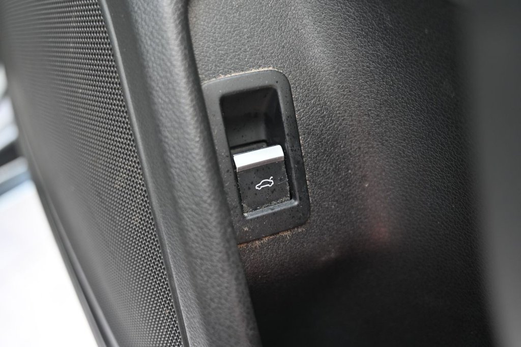 Used Audi A4 2017 for sale - 76581945: Photo 36