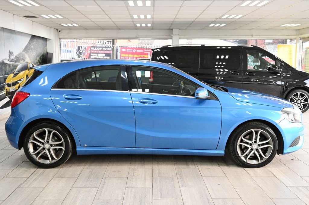 Used Mercedes-Benz A-Class 2015 for sale - 77563779: Photo 4