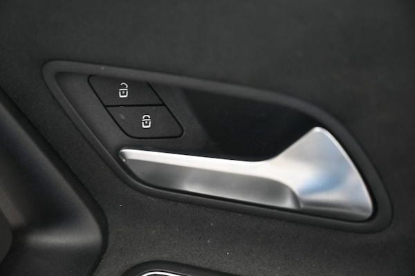 Used Mercedes-Benz A-Class 2018 for sale - 75527947: Photo 33
