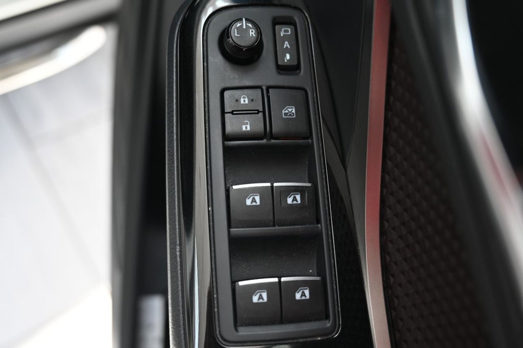 Used Toyota C-HR 2017 for sale - 77764797: Photo 33