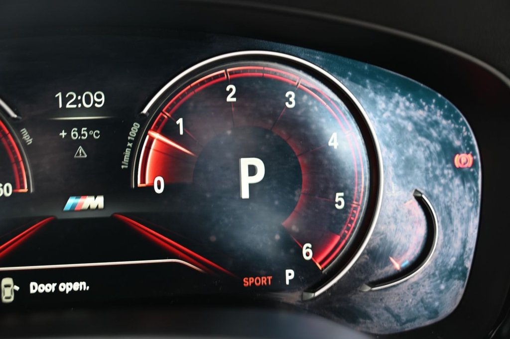 Used BMW 5 Series 2018 for sale - 77546933: Photo 21