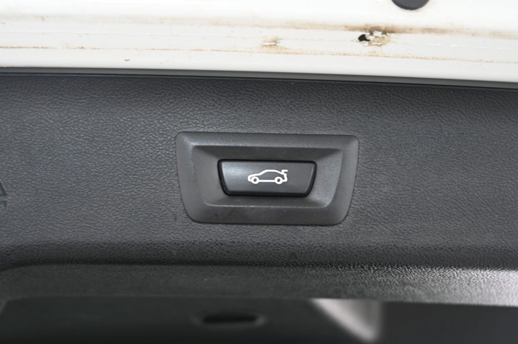 Used BMW 5 Series 2018 for sale - 77546933: Photo 42