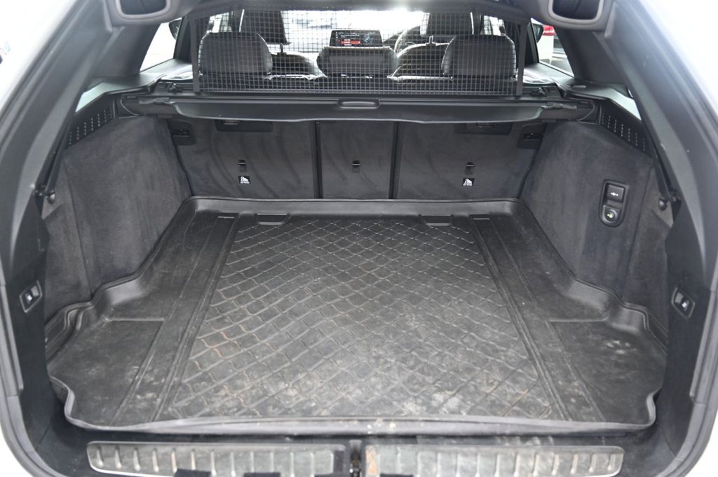 Used BMW 5 Series 2018 for sale - 77546933: Photo 8