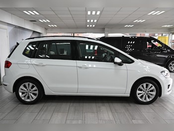 Used Volkswagen Golf SV 2016 for sale - 78002746: Photo