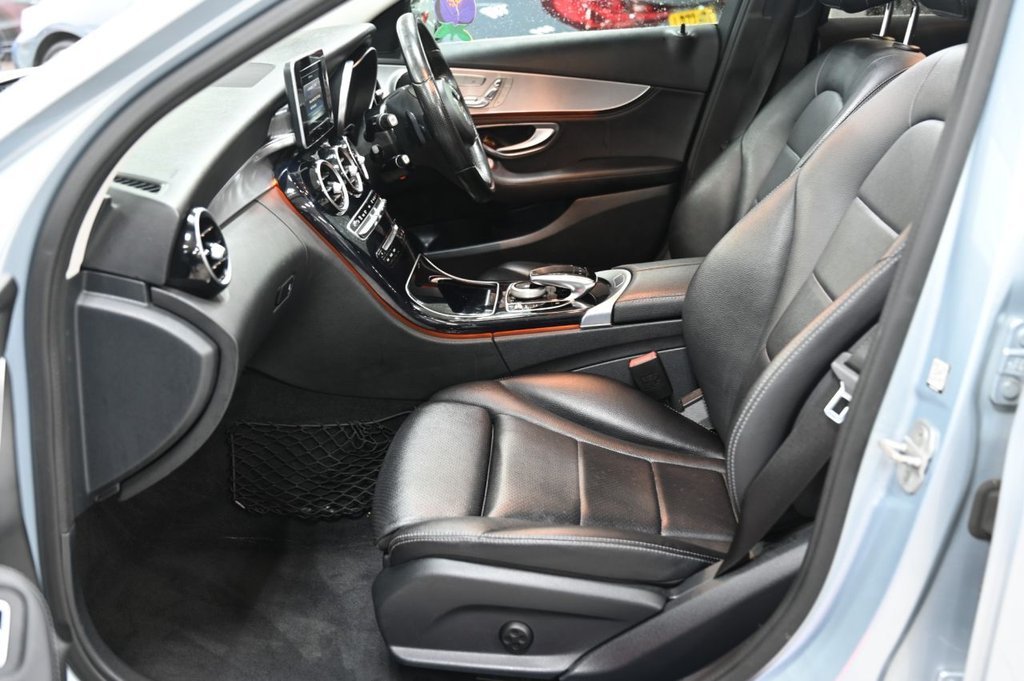 Used Mercedes-Benz C Class 2015 for sale - 76867292: Photo 17