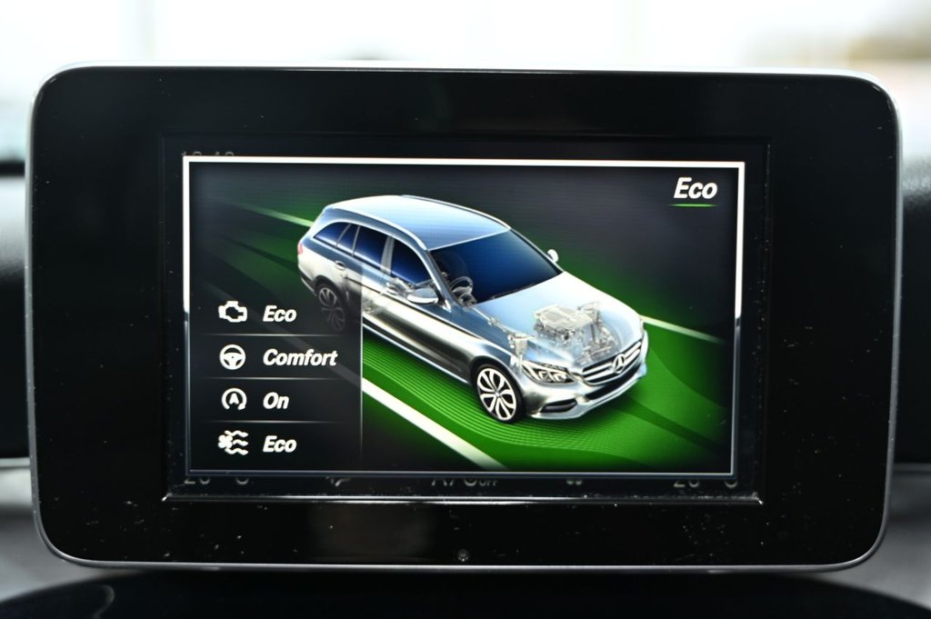 Used Mercedes-Benz C Class 2015 for sale - 76867292: Photo 32