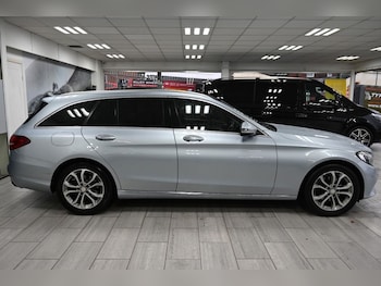 Used Mercedes-Benz C Class 2015 for sale - 76867292: Photo