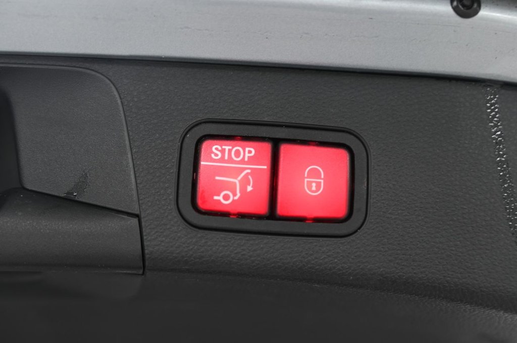 Used Mercedes-Benz C Class 2015 for sale - 76867292: Photo 40