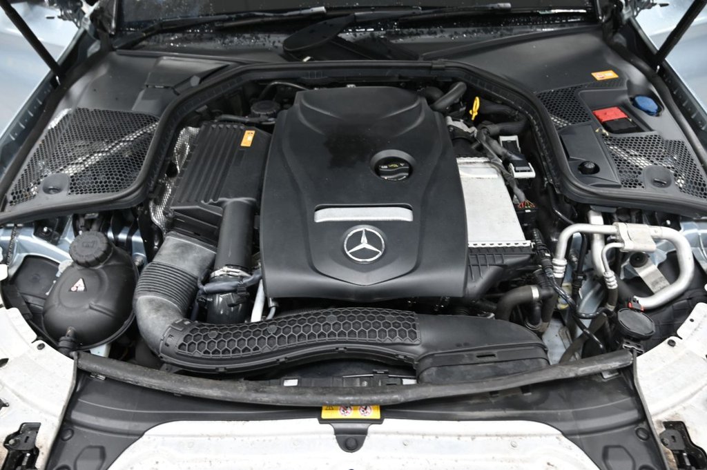 Used Mercedes-Benz C Class 2015 for sale - 76867292: Photo 41
