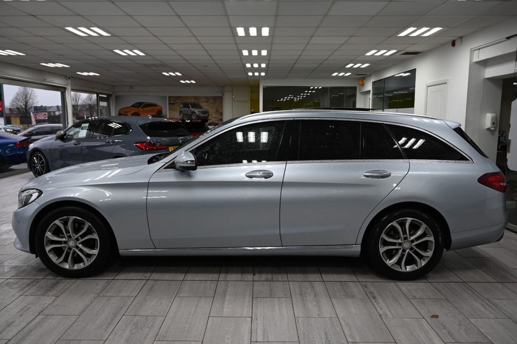 Used Mercedes-Benz C Class 2015 for sale - 76867292: Photo 5