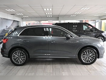 Used Audi Q3 2019 for sale - 77096538: Photo