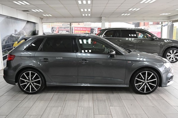 Used Audi A3 2018 for sale - 76080403: Photo 3
