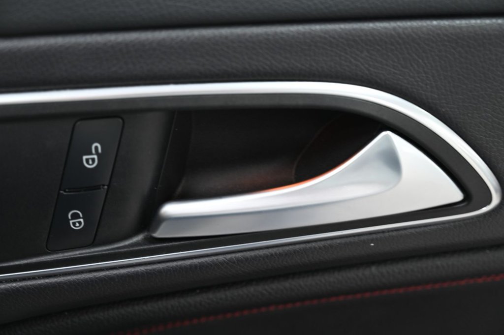 Used Mercedes-Benz CLA 2015 for sale - 76739899: Photo 32