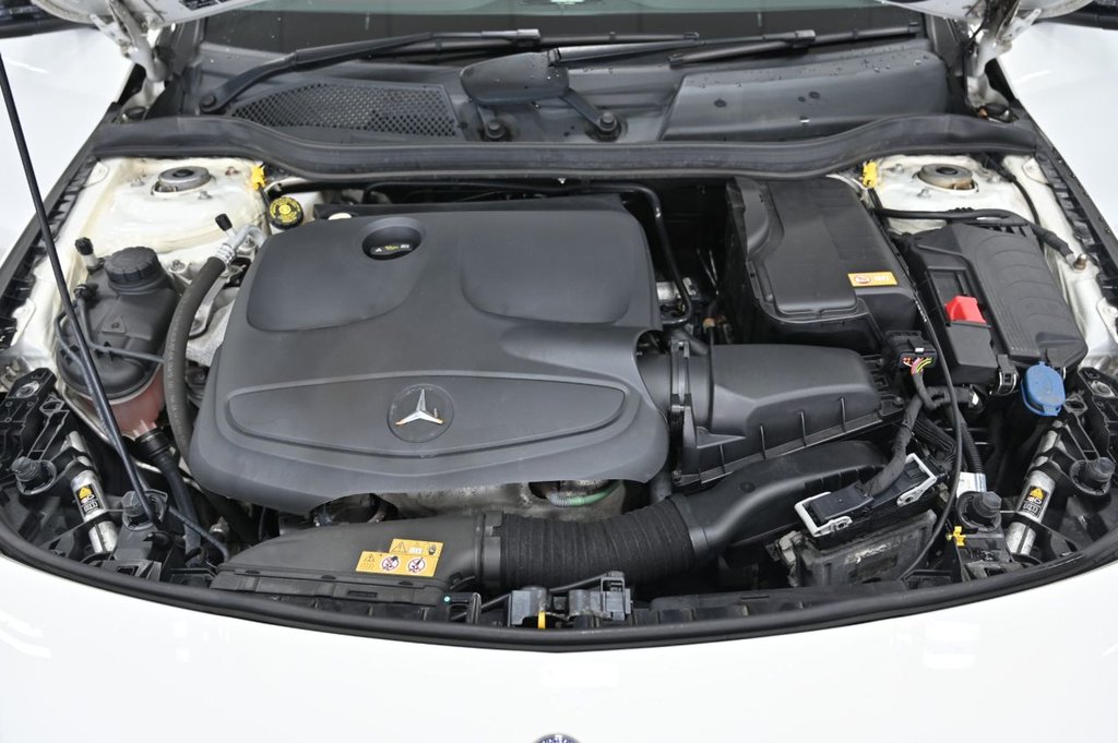 Used Mercedes-Benz CLA 2015 for sale - 76739899: Photo 35