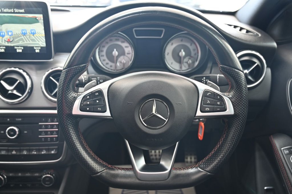 Used Mercedes-Benz GLA 2015 for sale - 76068284: Photo 11