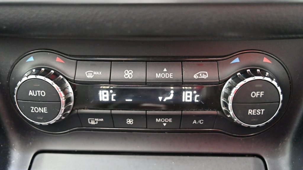 Used Mercedes-Benz GLA 2015 for sale - 76068284: Photo 28