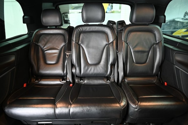 Used Mercedes-Benz V-Class 2020 for sale - 76309349: Photo 23