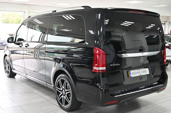 Used Mercedes-Benz V-Class 2020 for sale - 76309349: Photo 9