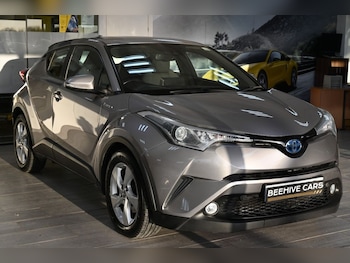 Used Toyota C-HR 2017 for sale - 77014442: Photo