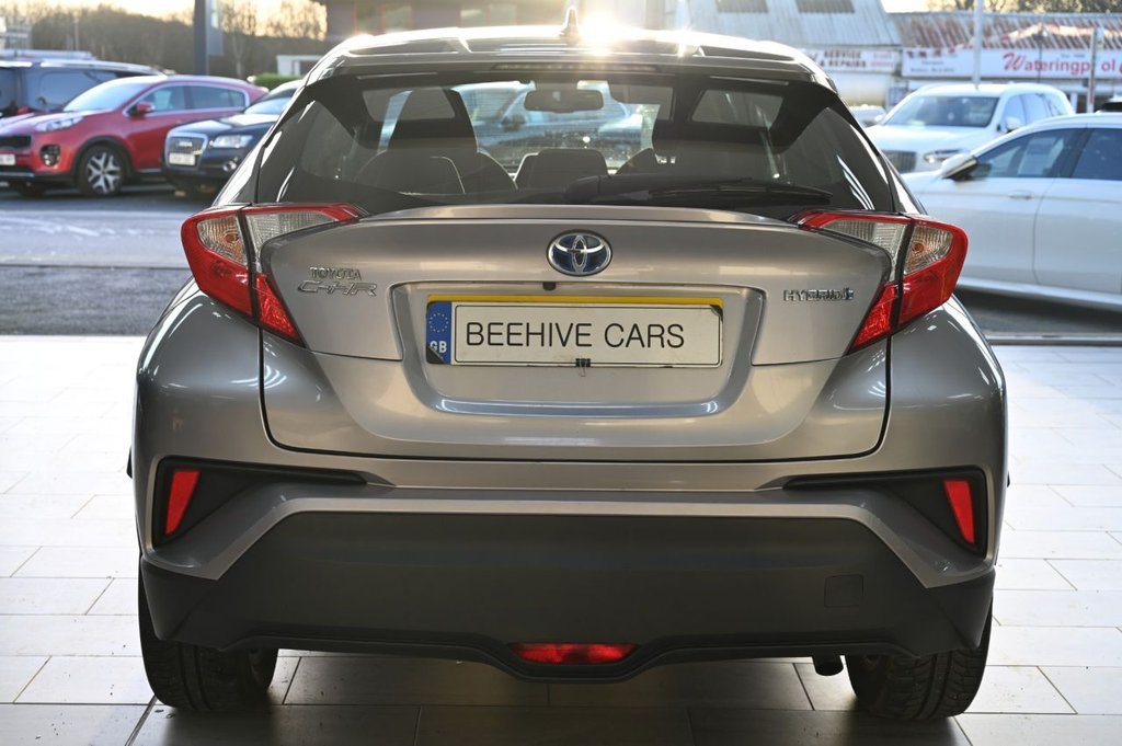 Used Toyota C-HR 2017 for sale - 77014442: Photo 9