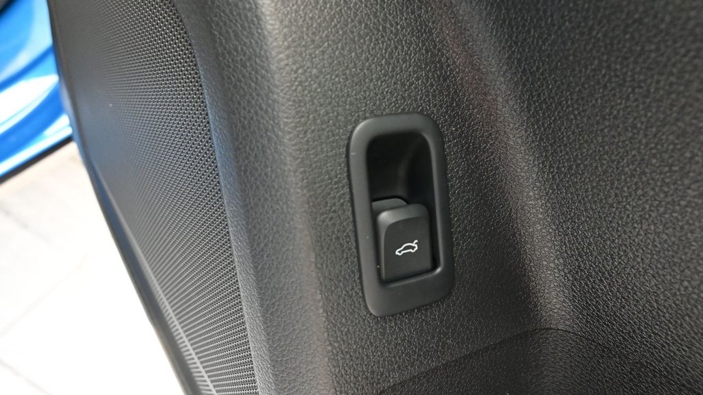 Used Audi Q2 2018 for sale - 78123952: Photo 41