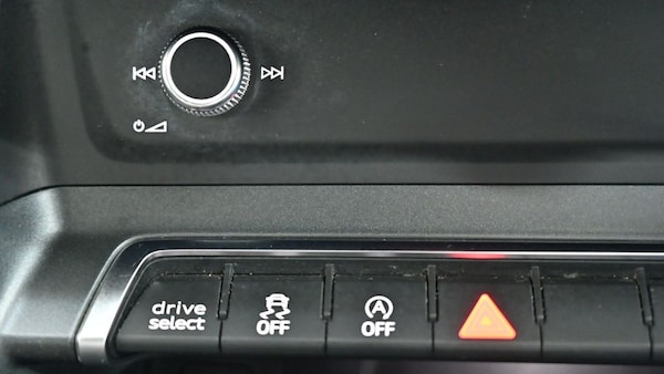 Used Audi Q3 2019 for sale - 75986388: Photo 29