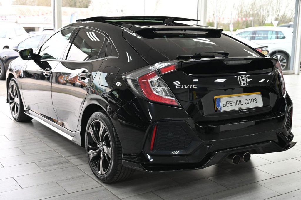 Used Honda Civic 2017 for sale - 77764948: Photo 10