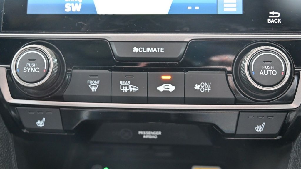 Used Honda Civic 2017 for sale - 77764948: Photo 26